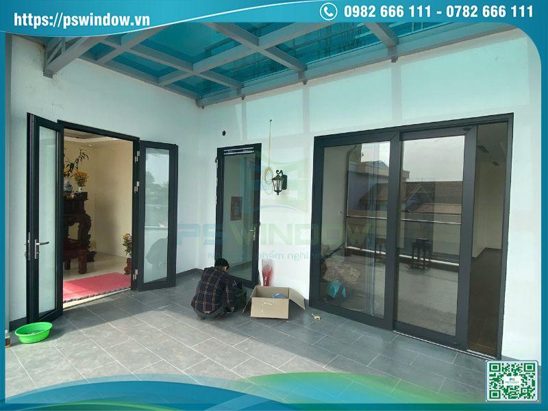 Cửa nhôm Rolan chất lượng, bền bỉ, thiết kế thanh lịch Cửa nhôm Rolan chất lượng, bền bỉ, thiết kế thanh lịch