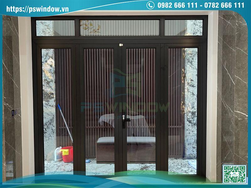 Cửa nhôm sử dụng phụ kiện đồng bộ chắc chắn và an toàn Cửa nhôm sử dụng phụ kiện đồng bộ chắc chắn và an toàn