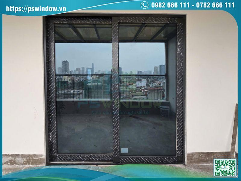 Cửa Soco chất lượng bền bỉ, chống chịu thời tiết Cửa Soco chất lượng bền bỉ, chống chịu thời tiết