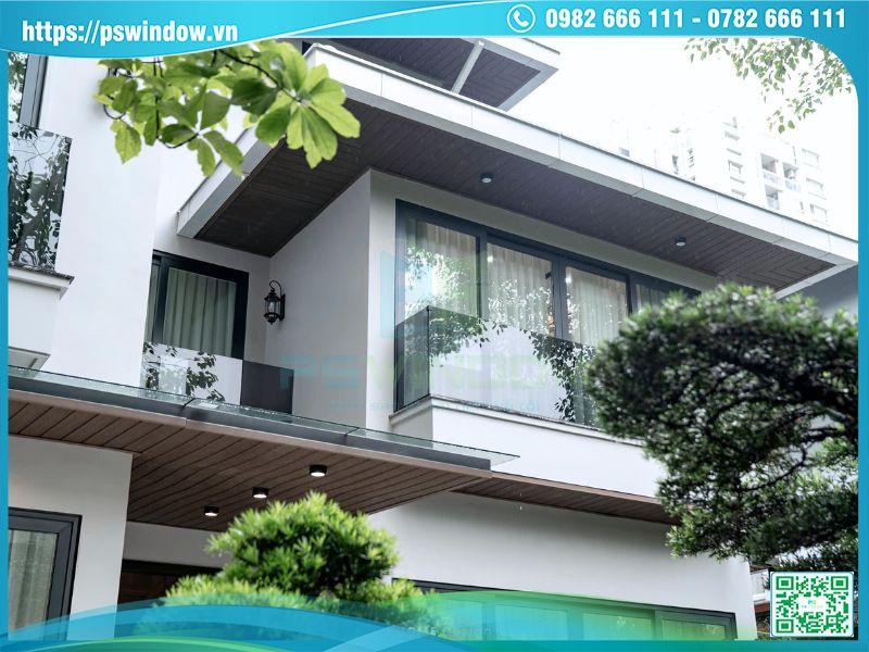 Cửa Soco lắp đặt cho biệt thự phong cách hiện đại Cửa Soco lắp đặt cho biệt thự phong cách hiện đại