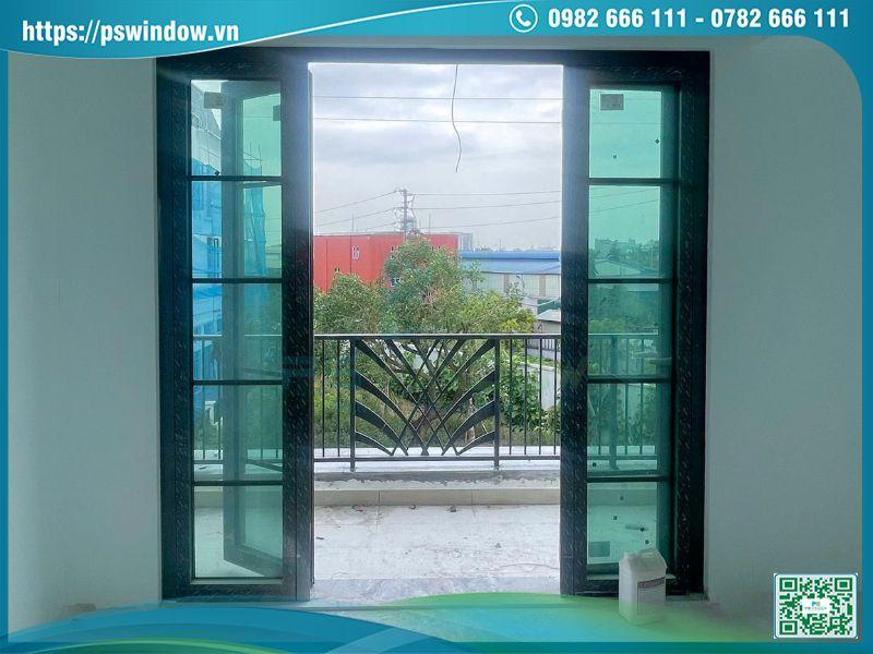 Cửa Soco mở quay sang trọng, sử dụng an toàn, tiện lợi