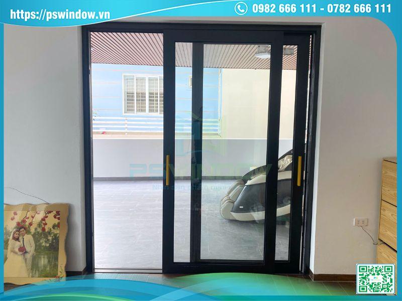 Cửa trang bị phụ kiện cao cấp bền đẹp, an toàn