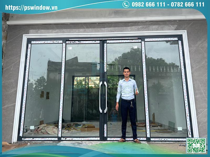 Pswindow lắp đặt cửa nhôm kính trượt quay cho công trình Pswindow lắp đặt cửa nhôm kính trượt quay cho công trình
