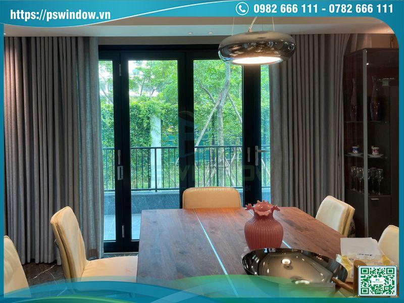 Cửa cao cấp dùng phụ kiện đồng bộ bền đẹp, an toàn Cửa cao cấp dùng phụ kiện đồng bộ bền đẹp, an toàn
