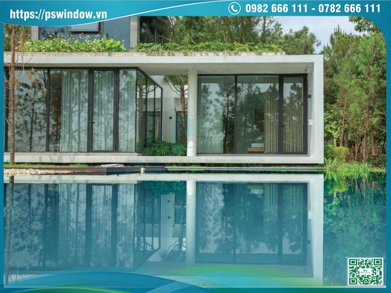 Cửa đi mở quay kết hợp vách kính khung nhôm Hueck Cửa đi mở quay kết hợp vách kính khung nhôm Hueck