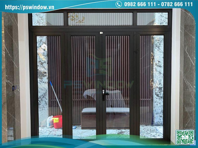 Hình ảnh Cửa Đi Mở Quay Nhôm Rolan 