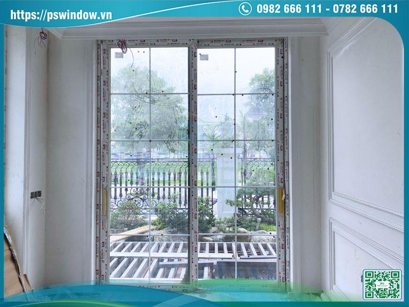 Cửa lùa 2 cánh nhôm Maxpro màu trắng ngà, phụ kiện Cmech