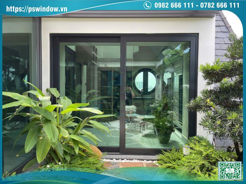 Cửa lùa Soco hiện đại, bền bỉ, màu sắc tinh tế Cửa lùa Soco hiện đại, bền bỉ, màu sắc tinh tế