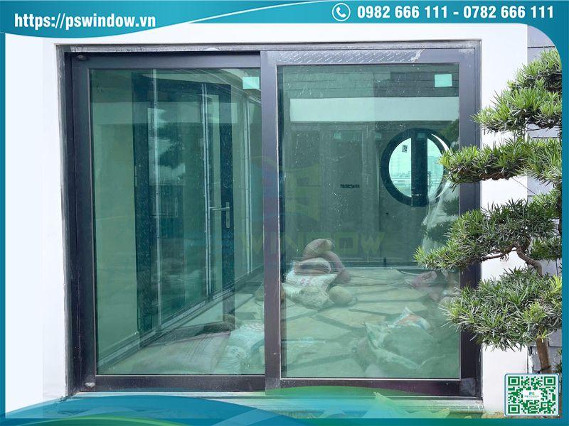 Cửa lùa Soco thiết kế hiện đại, đóng mở êm ái, bền bỉ Cửa lùa Soco thiết kế hiện đại, đóng mở êm ái, bền bỉ