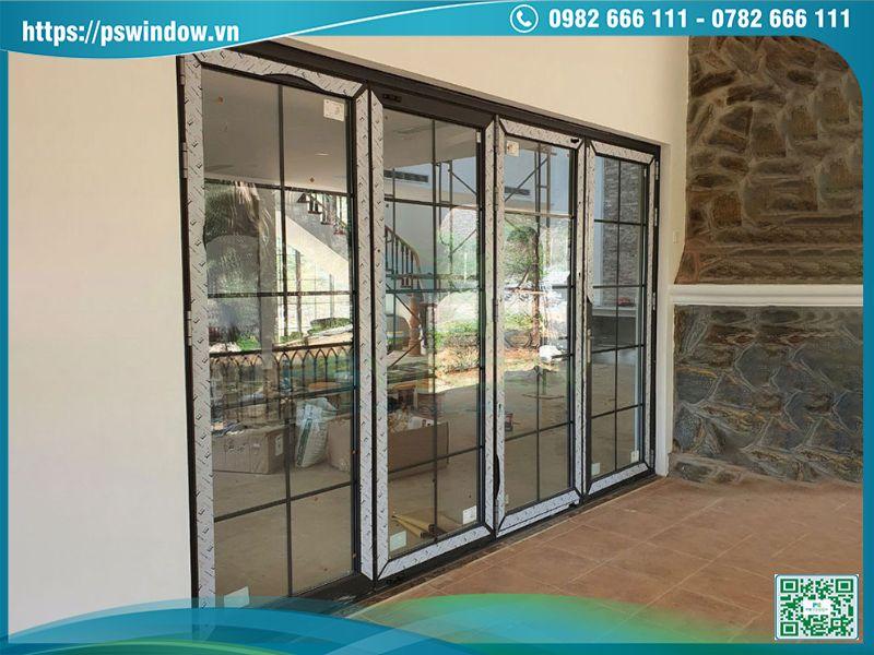 Cửa nhôm Felite mở quay 4 cánh Cửa nhôm Felite mở quay 4 cánh