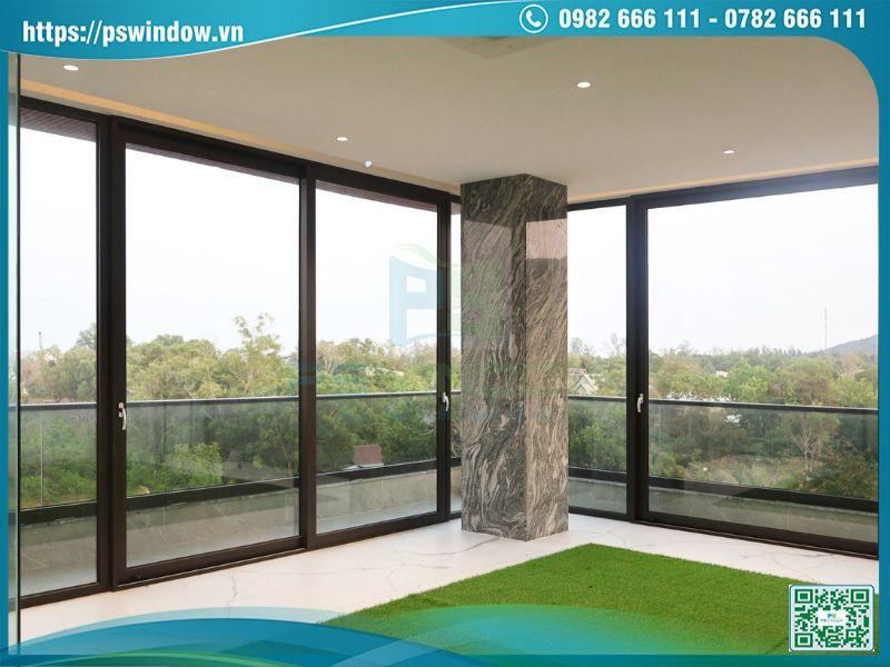 Cửa nhôm kính bền bỉ, cứng cáp, chống ăn mòn do thời tiết Cửa nhôm kính bền bỉ, cứng cáp, chống ăn mòn do thời tiết