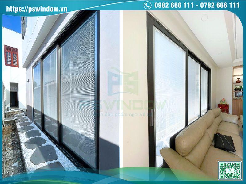 Cửa nhôm Maxpro 3 cánh lùa kính hộp rèm cao cấp