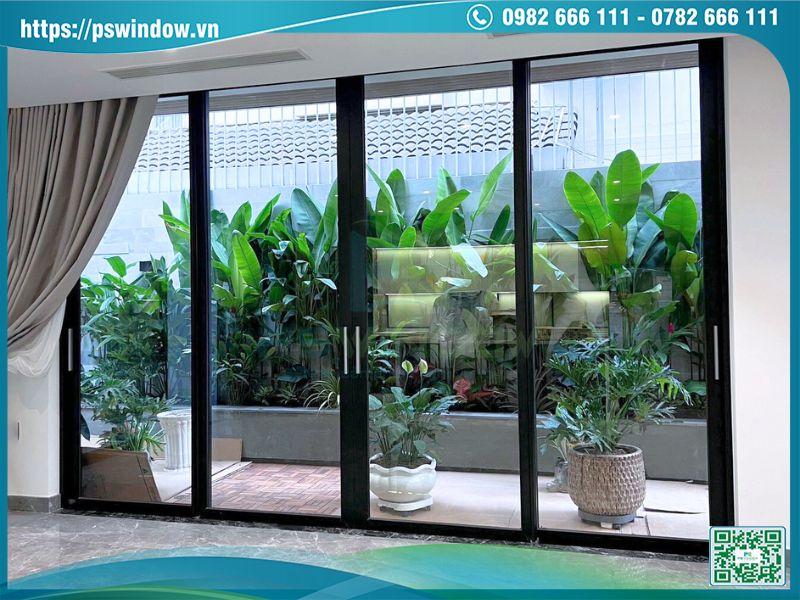 Cửa nhôm Maxpro 4 cánh lùa màu đen hiện đại
