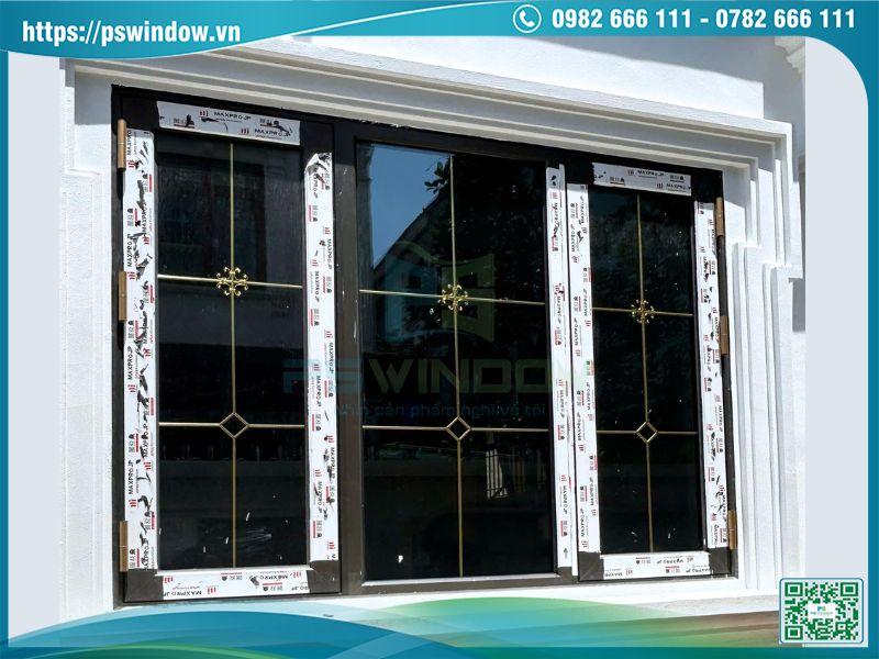 Cửa sổ mở quay Maxpro 2 cánh fix giữa