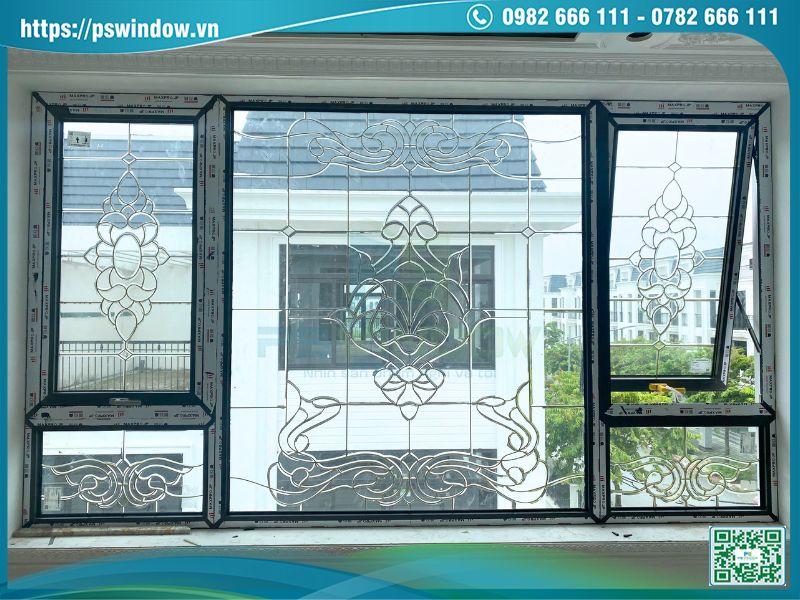 cua so va vach kinh hoa dong nhom maxpro