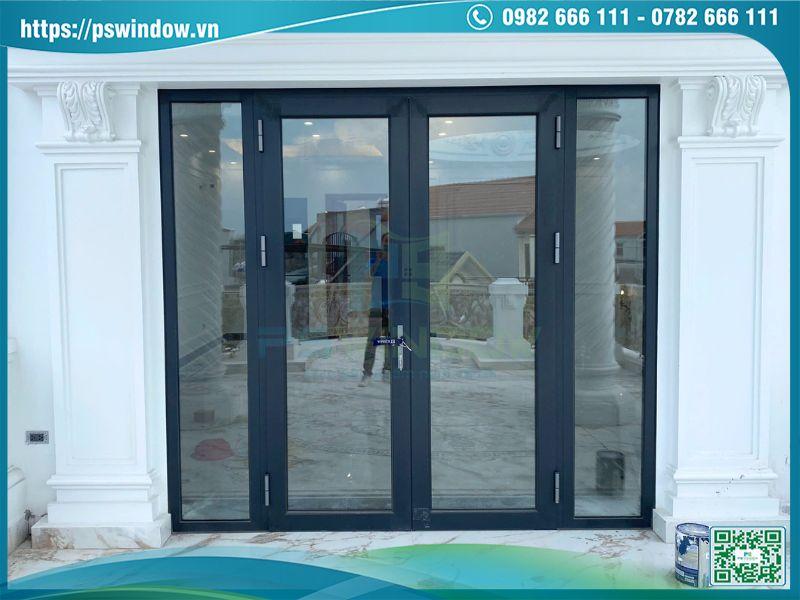 Cửa trang bị phụ kiện đồng bộ bền chắc, an toàn, chống trộm Cửa trang bị phụ kiện đồng bộ bền chắc, an toàn, chống trộm