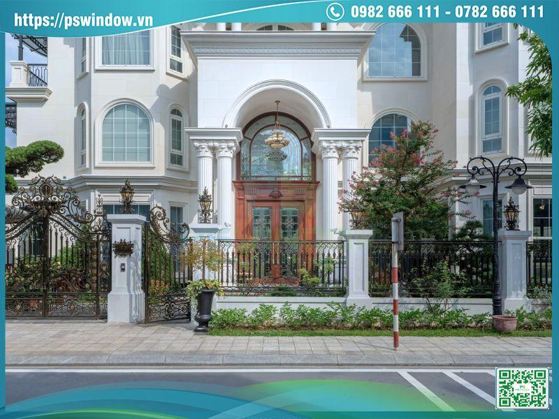 Lựa chọn thiết kế, màu sắc cửa hài hòa với tổng thể kiến trúc Lựa chọn thiết kế, màu sắc cửa hài hòa với tổng thể kiến trúc