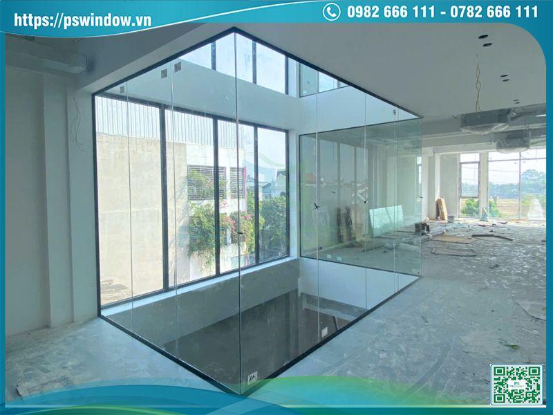 Pswindow lắp đặt vách ngăn kính văn phòng Pswindow lắp đặt vách ngăn kính văn phòng