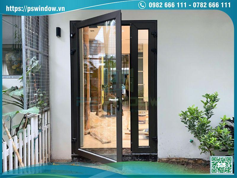 cua nhom kinh cao cap voi be mat anodize ed ben dep vuot troi