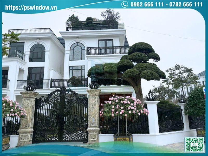 Cửa nhôm kính hộp hoa đồng đẳng cấp, hợp phong thủy cho biệt thự