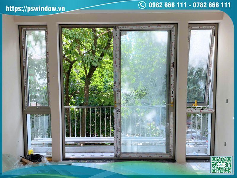 Cửa nhôm Maxpro màu champagne sang trọng, thẩm mỹ