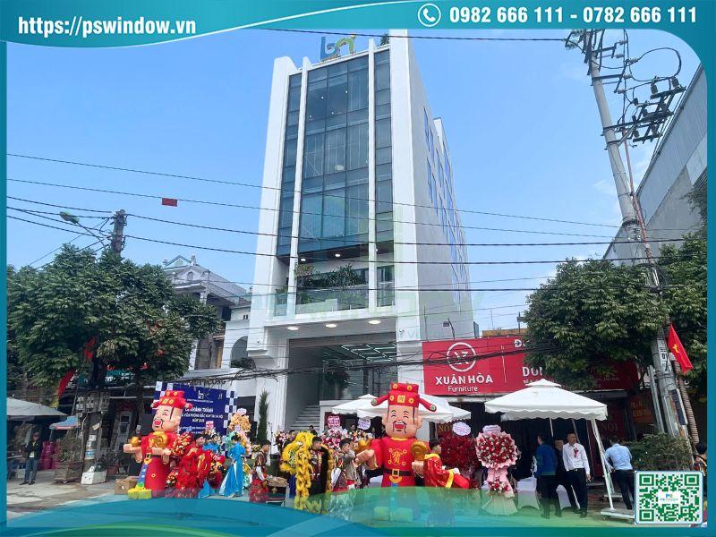 Giải pháp nhôm kính cho tòa văn phòng đồng bộ về thẩm mỹ và kỹ thuật