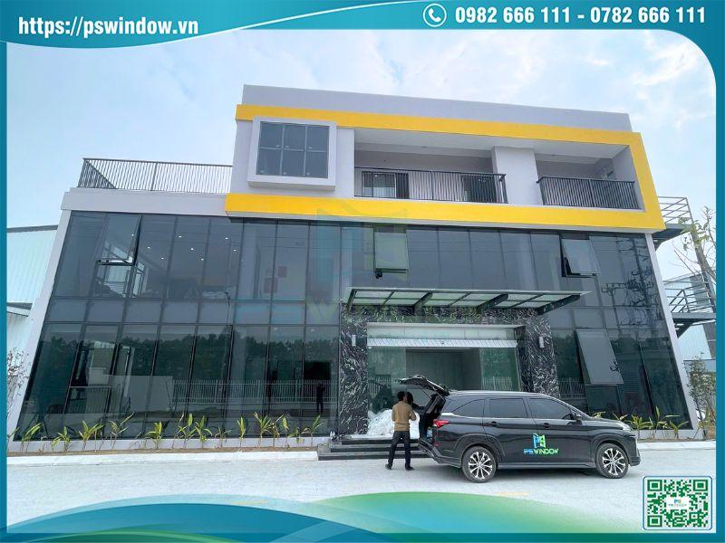 Mặt dựng Xingfa kính Low-e cho trụ sở nhà máy