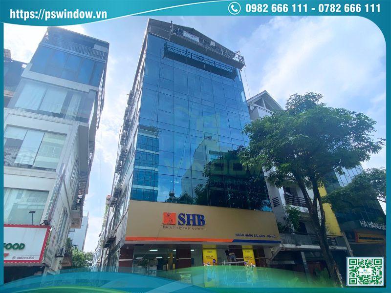 Pswindow thi công nhôm kính cho tòa văn phòng tại Lạc Long Quân