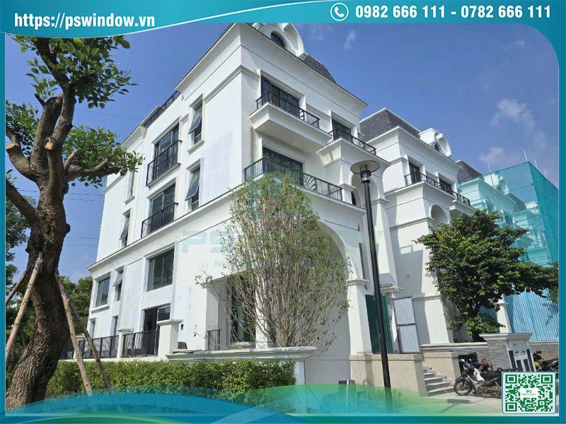 Thi công cửa nhôm khi thời tiết nắng ráo để đảm bảo chất lượng