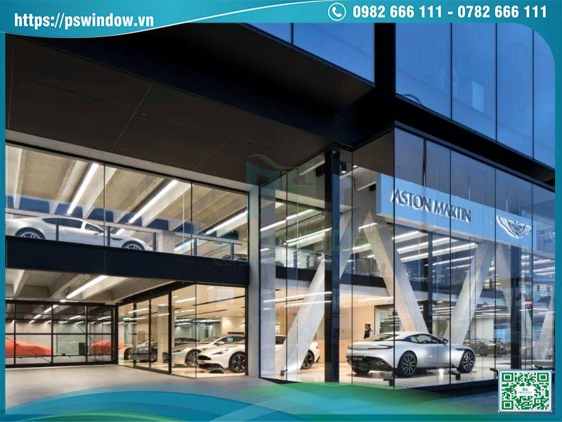 Vách kính cho showroom ô tô