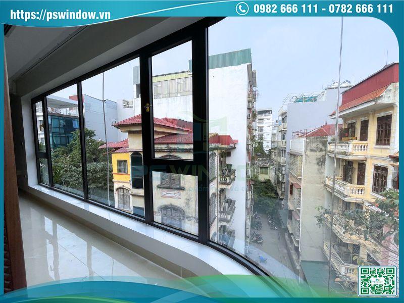 Vách kính cố định cho mặt tiền nhà phố hiện đại