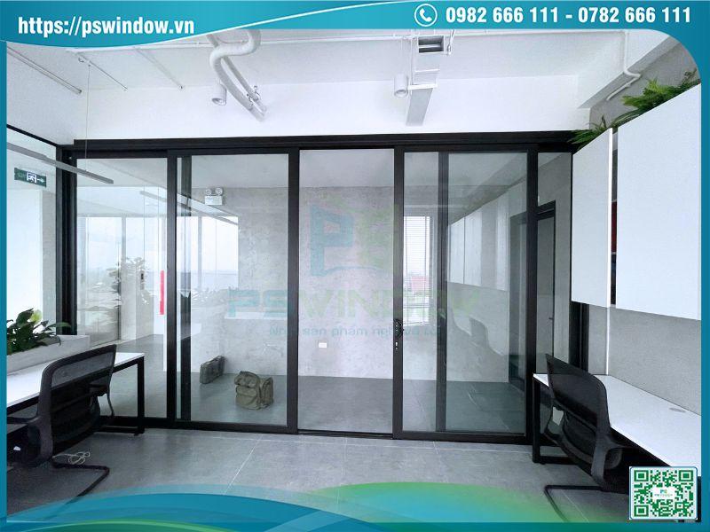Vách kính di động dạng lùa cho văn phòng làm việc