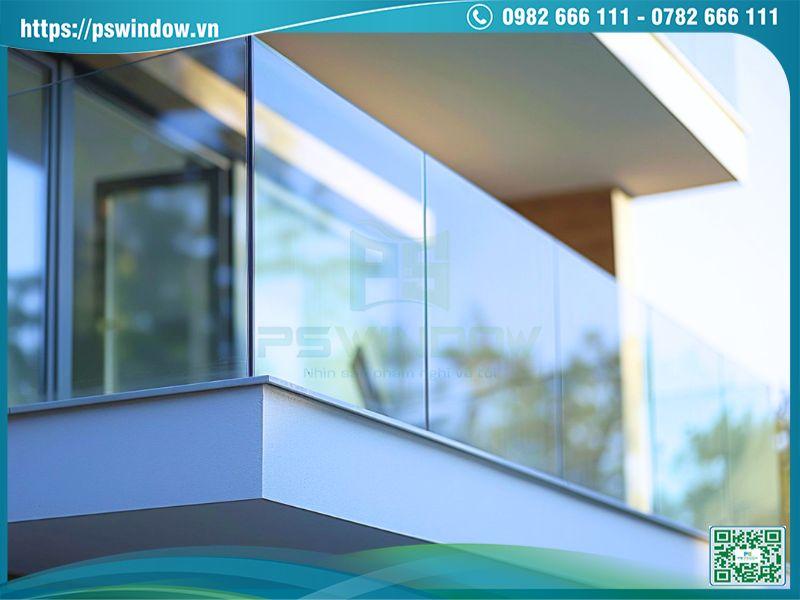 Vách kính không khung làm lan can kính cho nhà ở