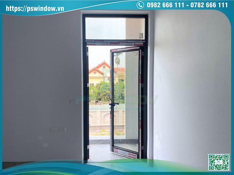 Bộ cửa nhôm kính chia ô thoáng kích thước cân đối