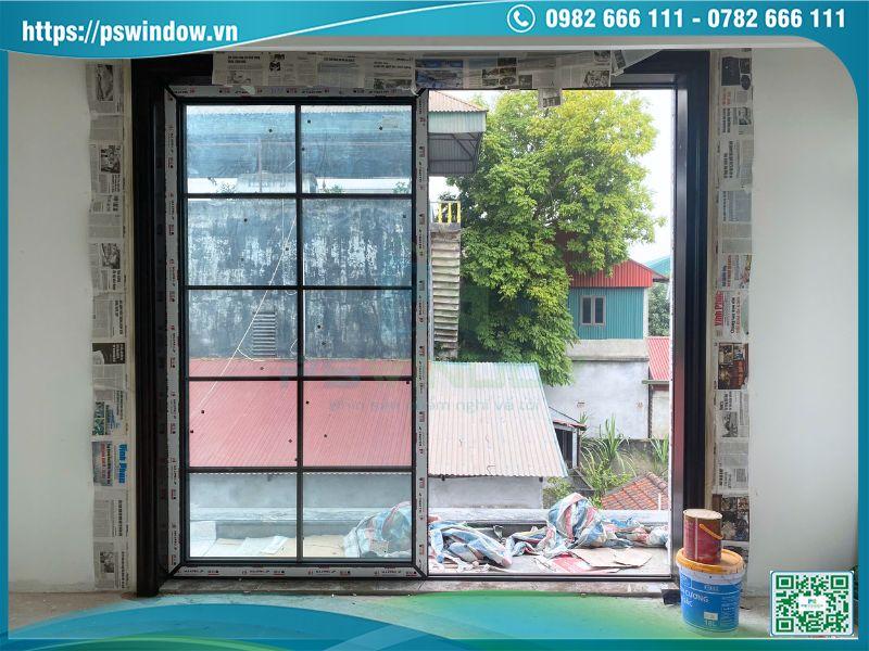 Cửa lùa 2 cánh nhôm Maxpro màu nâu thu kính hộp nan nhôm