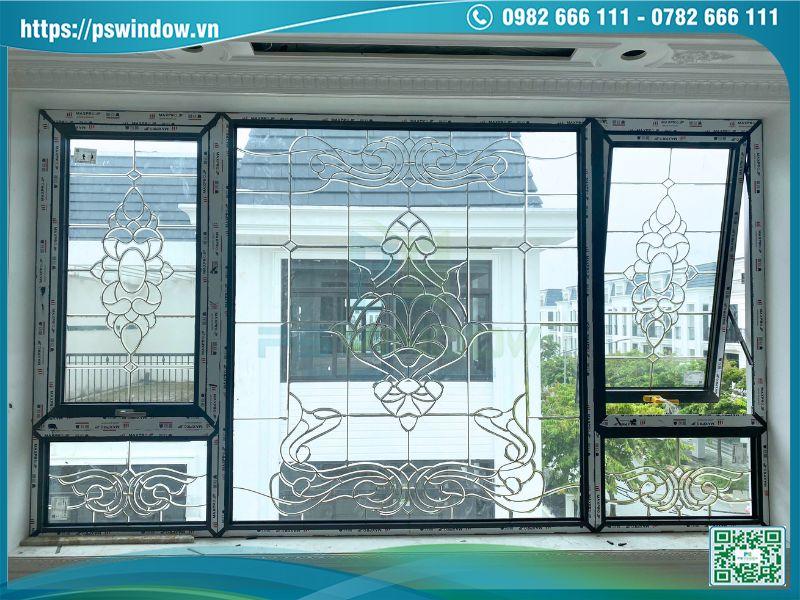 Cửa nhôm Maxpro chính hãng  với tem mác đầy đủ thông tin