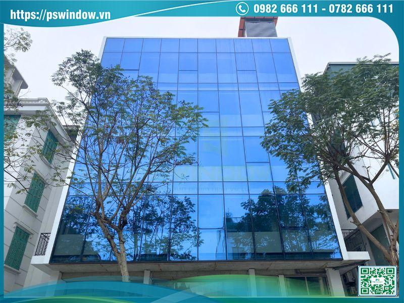 Mặt dựng nhôm Maxpro cao cấp kính Solar tiết kiệm năng lượng