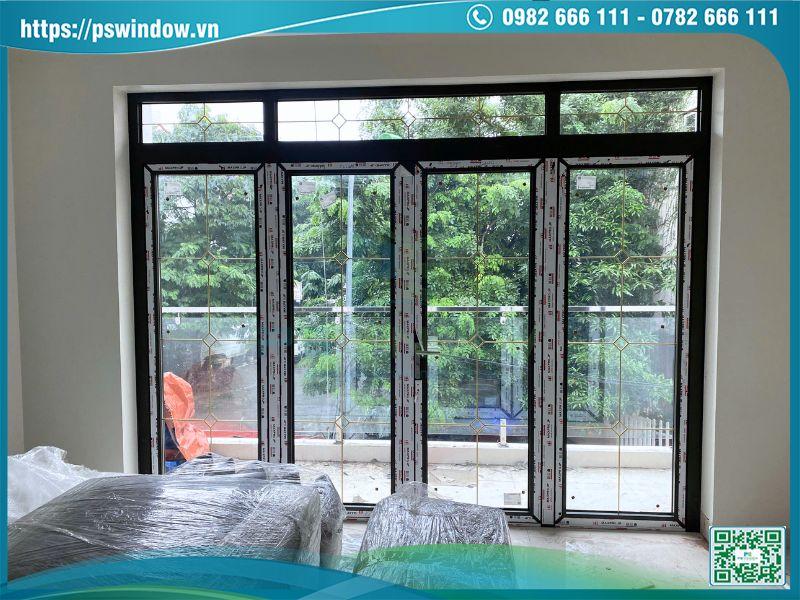 Mẫu cửa nhôm Maxpro mở quay 4 cánh kính hộp nan đồng