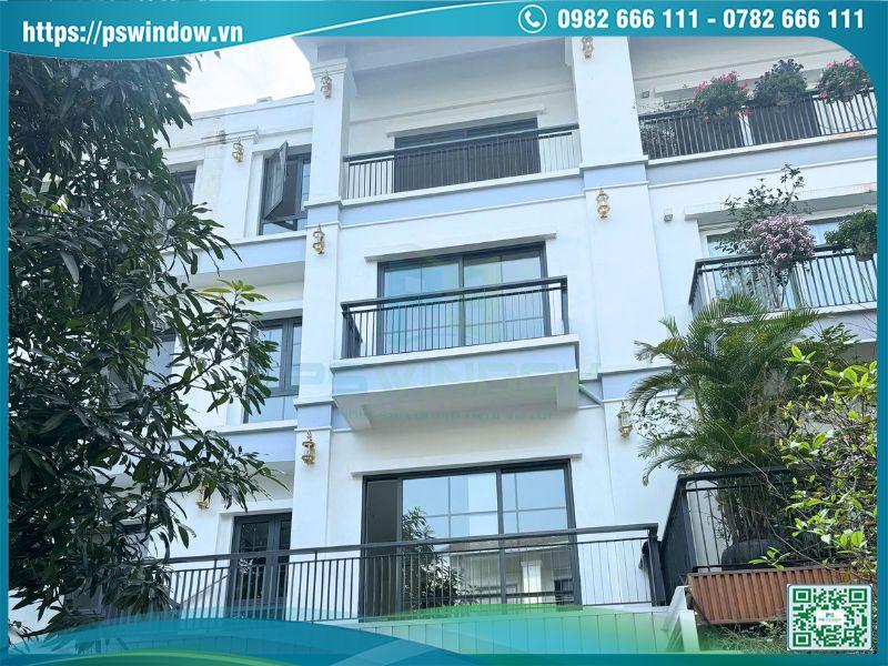 Cửa kính nan nhôm chống chịu thời tiết, an toàn, bền bỉ