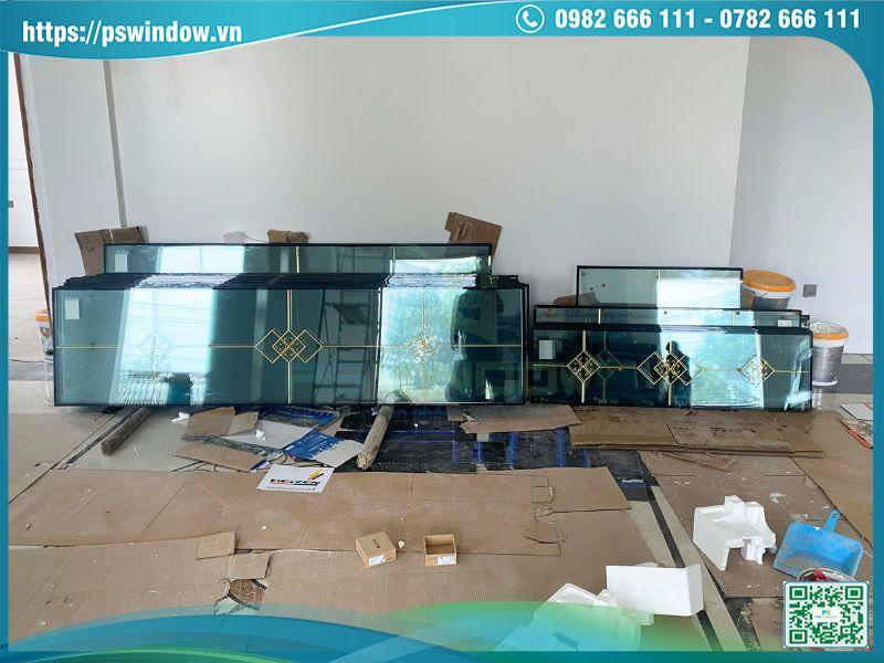 Kính hộp nan đồng có lớp phủ cách nhiệt, chống nắng cho cửa ngoại thất