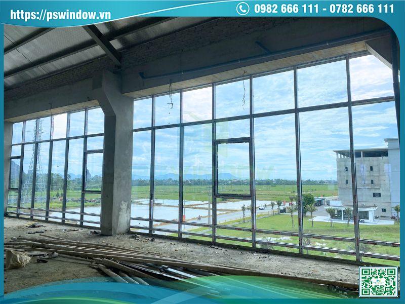 Mặt dựng kính Low-e chống chói nắng, cách âm cách nhiệt tối ưu