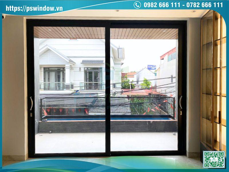 Cửa lùa 2 cánh Maxpro phụ kiện Cmech với tay nắm kiểu London