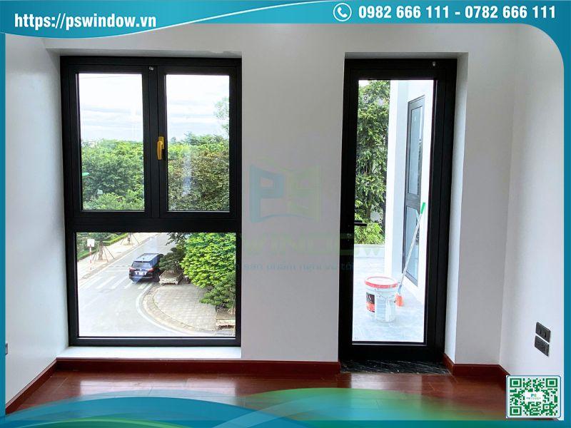 Cửa nhôm Xingfa màu đen sử dụng kính hộp cách âm cách nhiệt