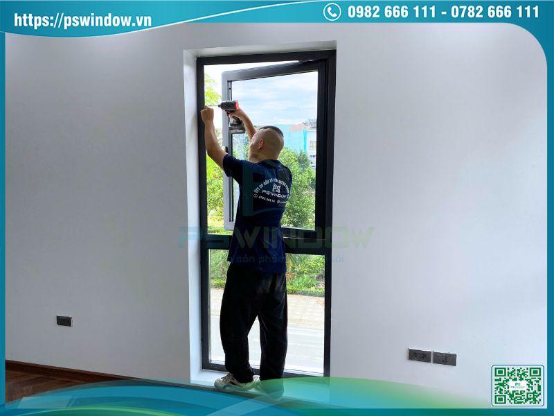 Cửa sổ mở quay 1 cánh fix dưới Xingfa hệ 55
