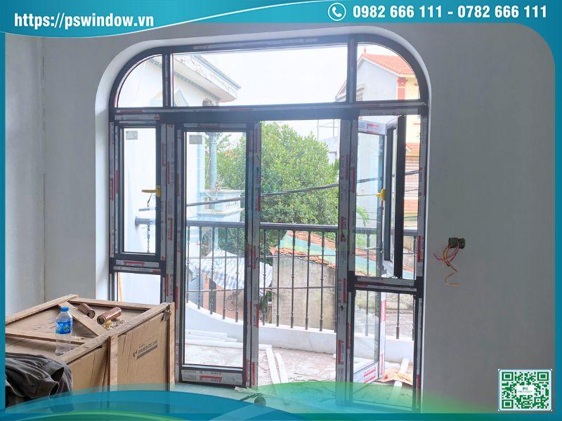 Cửa Xingfa 2 cánh mở quay kết hợp cửa sổ mở quay 2 bên