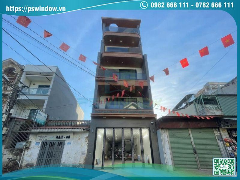 PSWINDOW lắp đặt cửa nhôm Maxpro kính hộp cho nhà phố tại Sóc Sơn