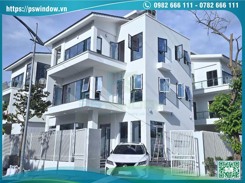 PSWINDOW lắp đặt cửa Xingfa xám đá cho biệt thự tại Phương Canh