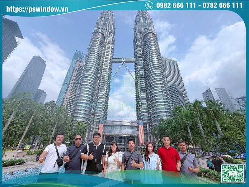 PSWINDOW tổ chức cho cán bộ nhân viên tham quan Malaysia 2026